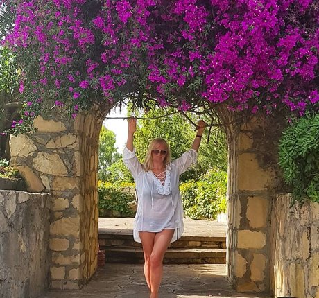 Beata Stanczak star art archive