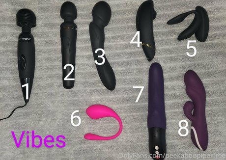 peekaboopiperfree sex actress photos