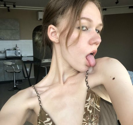 milashka420 high quality pornstar image