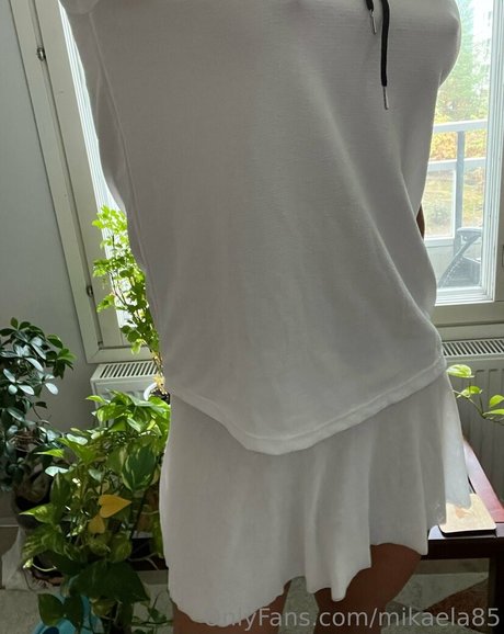 mikaela85 pornstar exclusive photo