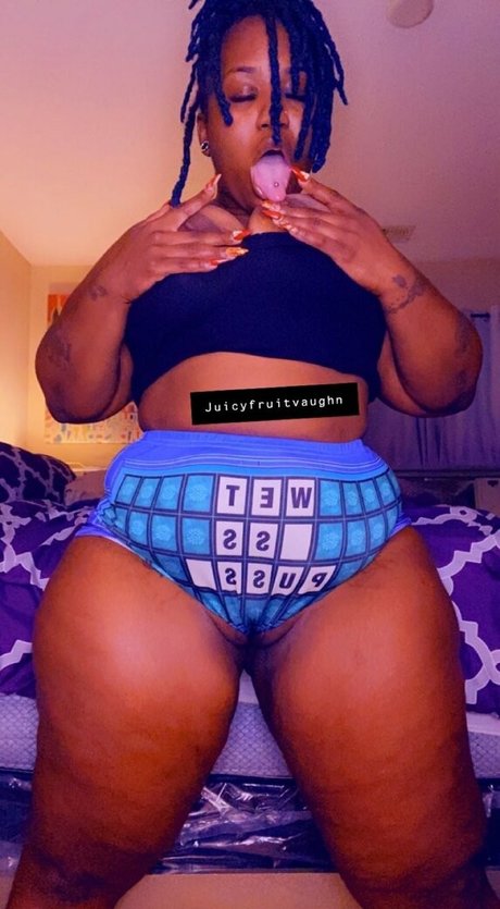 juicyfruitvaughn star hot img