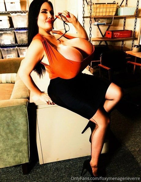 foxymenagerieverre sex model photos