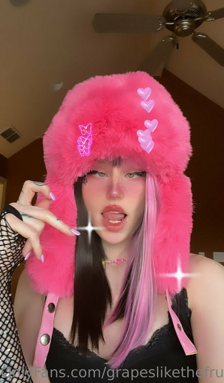 grapeslikethefruit nudes star pic