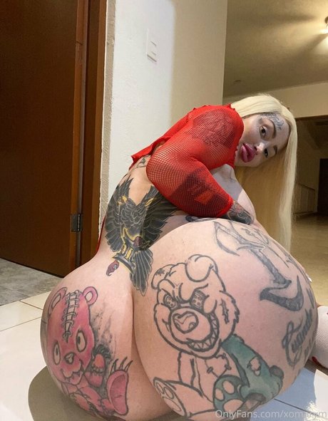 Xomarym model high quality archive