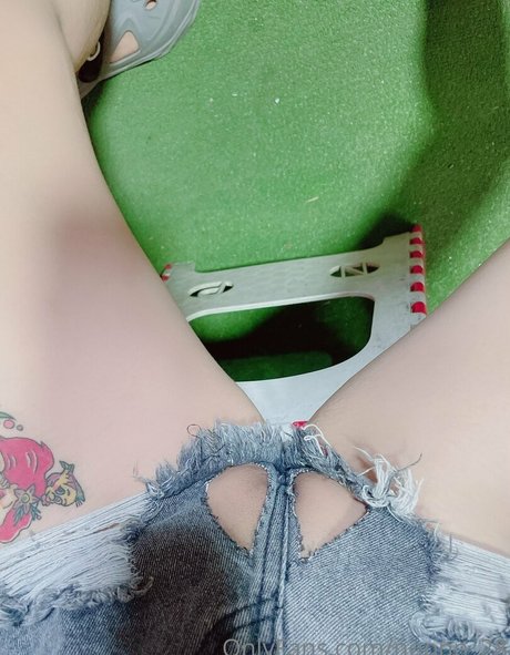 noonn 28 nudes actress pics