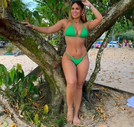 Geiciane Costa erotic pornstar img