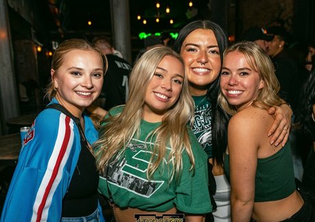 Alyssa K model hd picture