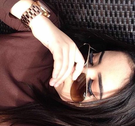 Genatg_ nude pornstar photos