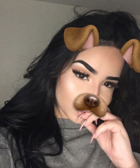 Genatg_ model sexy image