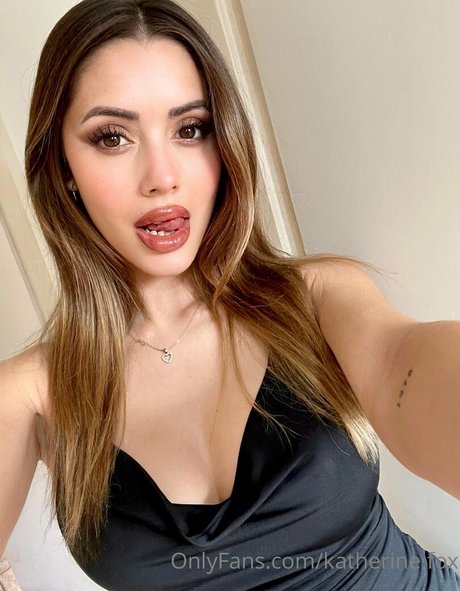 Katherine fox exclusive actress pic