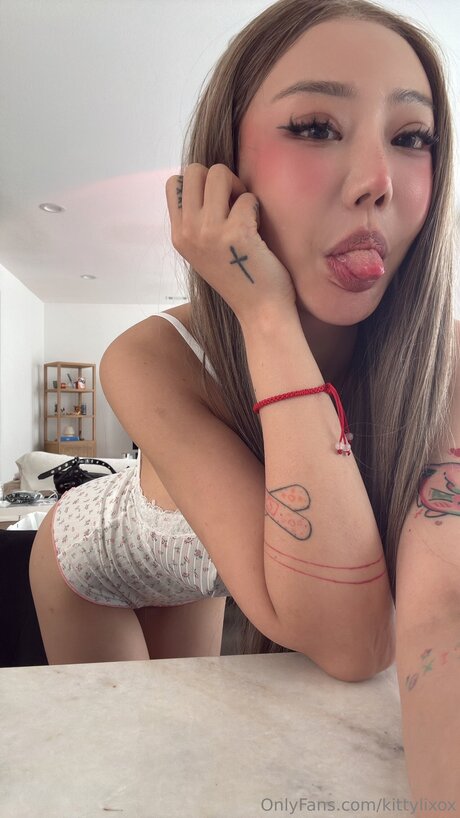 kittylixox pornstar hot gallery