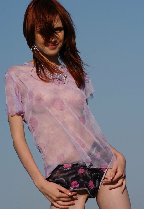 Masha F star picture