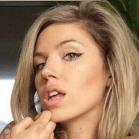 Samii Lamorte star hd photos