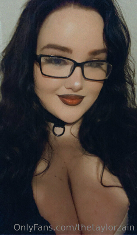 oliviataylor0000 model nude gallery