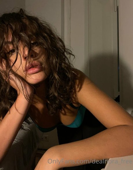 dealnora free pornstar exclusive galleries