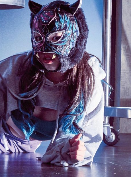 Starlight Kid star nude archive