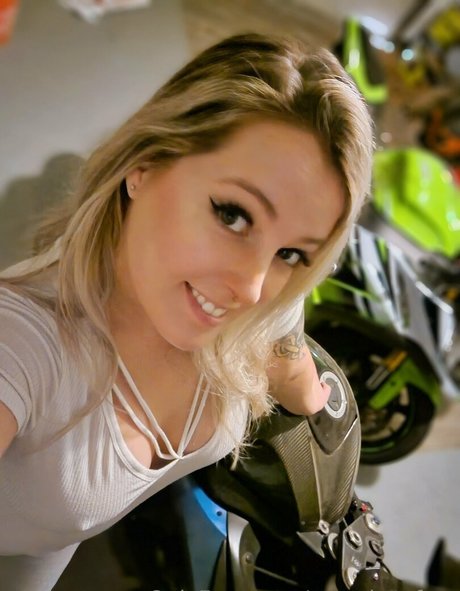 rosevixenfree model high quality gallery