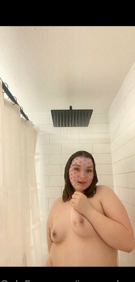 janessaburton model nude galleries