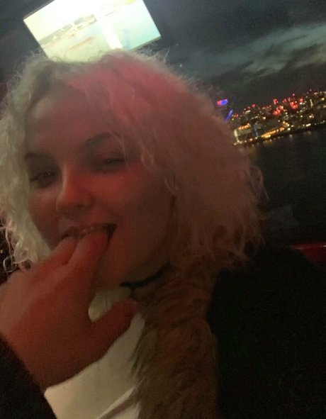 moniiquexxx star art img