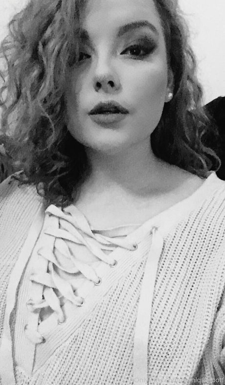 moniiquexxx pornographic model galleries