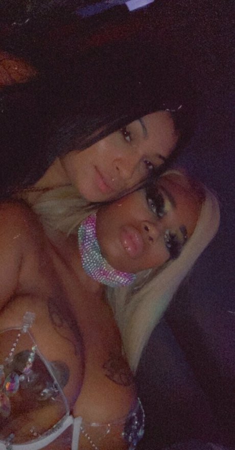 foreignrenaa erotic star photos