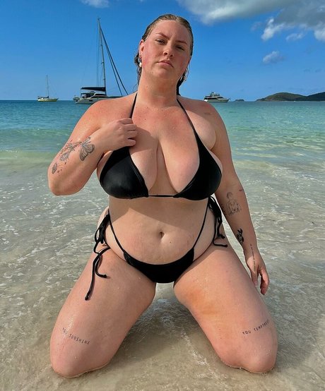 chynna star erotic image