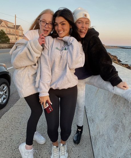 Jayden Seidman model high quality image