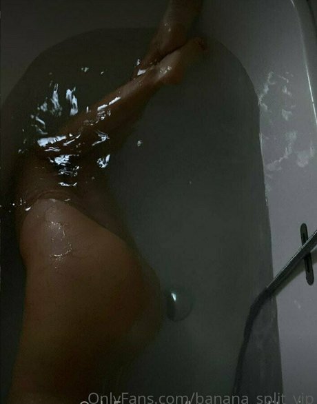 banana split vip model naked img