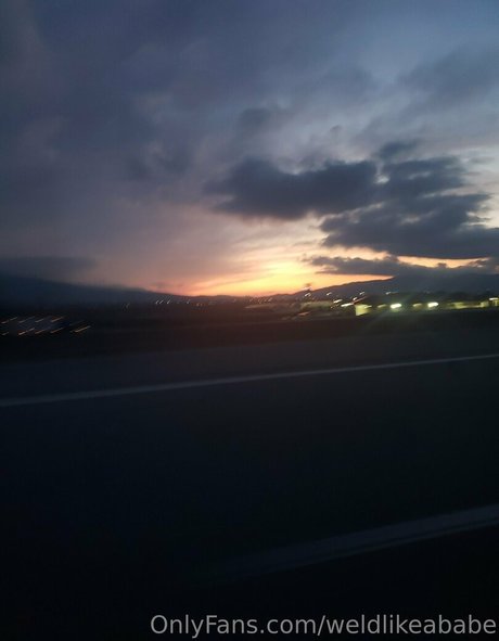 weldlikeababe pretty pornstar pic