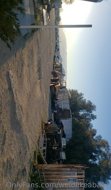 weldlikeababe model nude pics