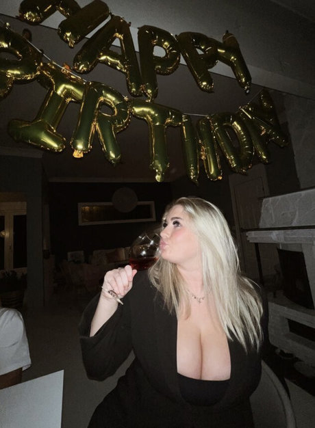 Anna K hd model archive