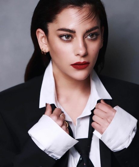 Inbar Lavi adult actress archive