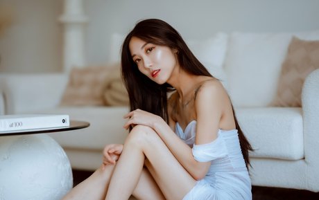 triciaisabirdy sex star img