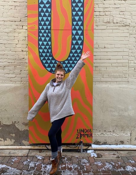 sexyredinbedfree adult model picture