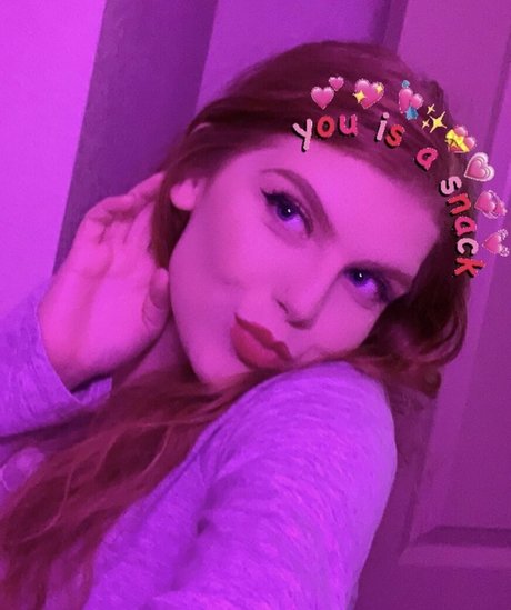 sexyredinbedfree model pornographic pics