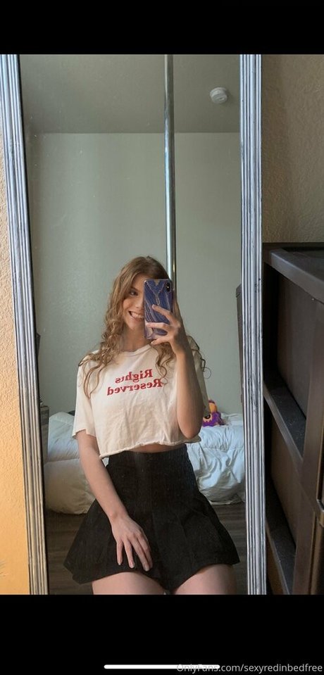 sexyredinbedfree beautiful model photo