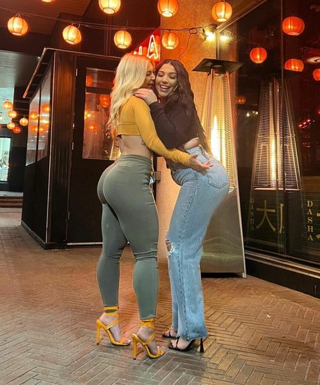 Lauren M nudes pornstar image