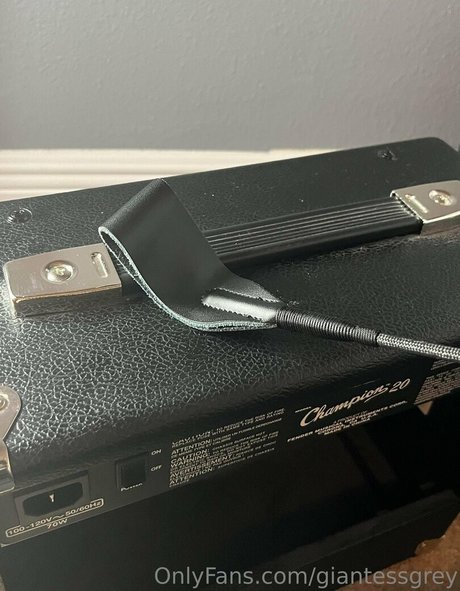 giantessgrey model exclusive photos