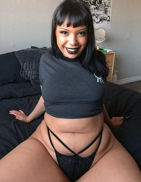 leilacherryfree best model photos