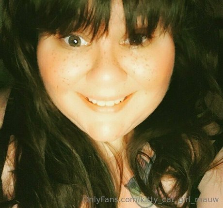 kitty cat girl mauw adult model galleries