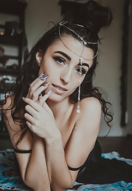 missfayevip model porn pics