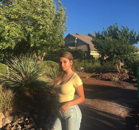 Samantha S xxx pornstar picture