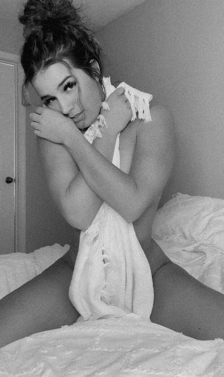 Tristin Lowe nudes actress images