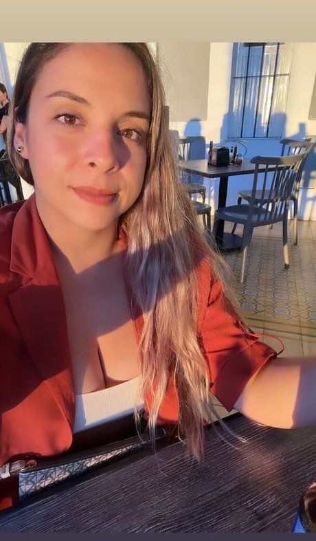 Lucero pretty star img