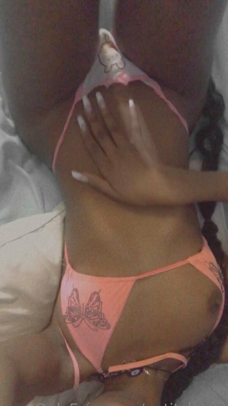 petitchepii pornstar nice photos