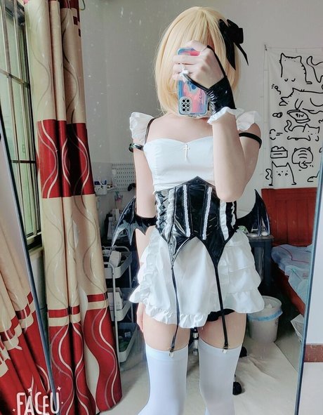 Jessica Milkybar xxx model img