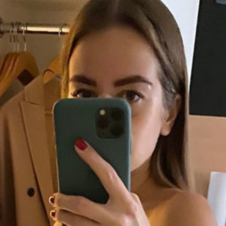 Sasha Shenderey pornographic model img