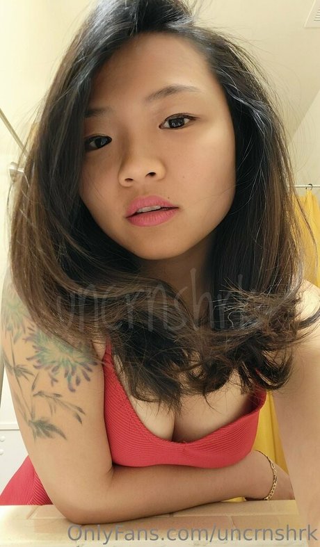 Uncrnshrk sex model galleries