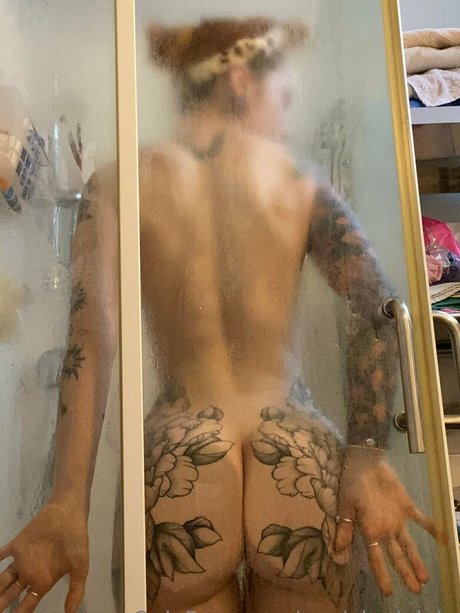 panickedpixie high quality star picture