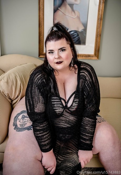 maisonfoxqueen model best pic